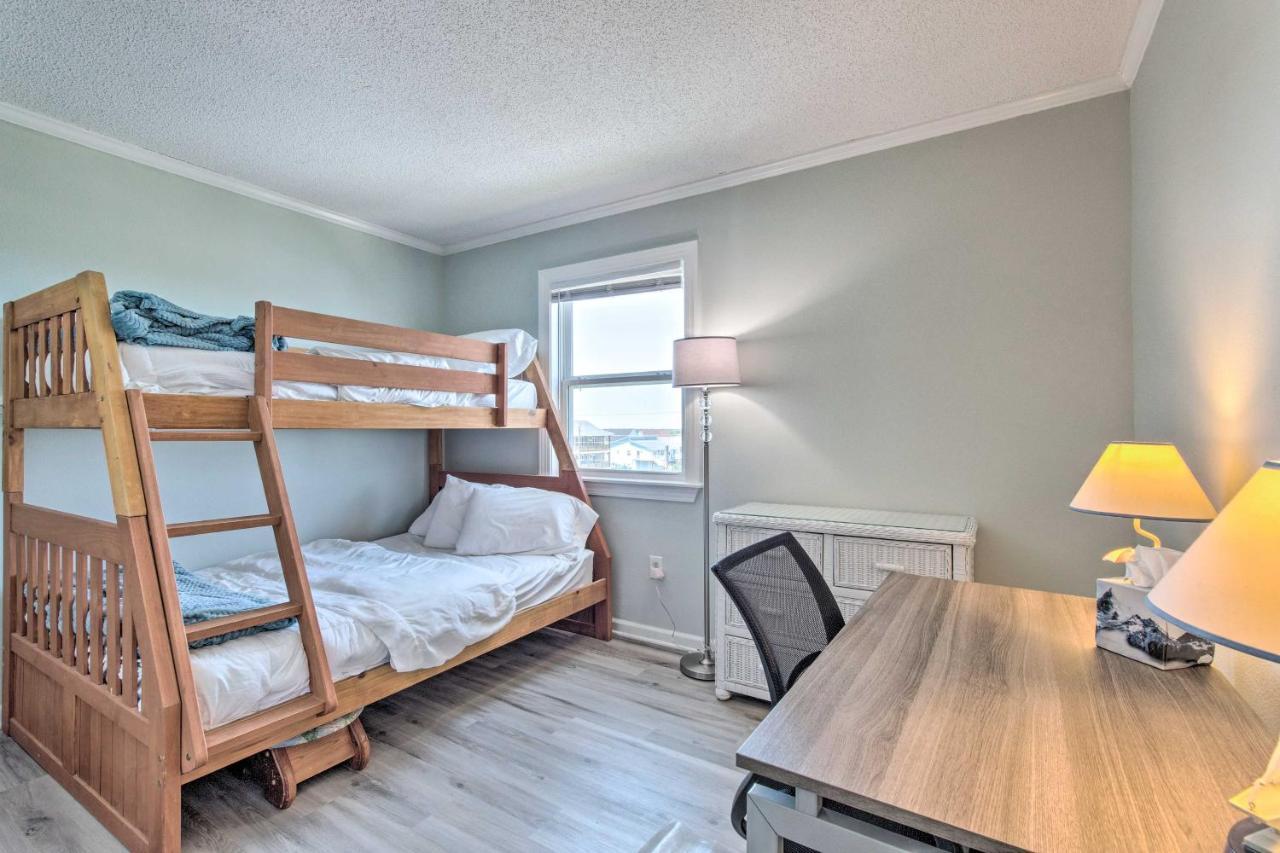 Convenient Retreat With Balcony And Ocean Views! Apartman North Topsail Beach Kültér fotó